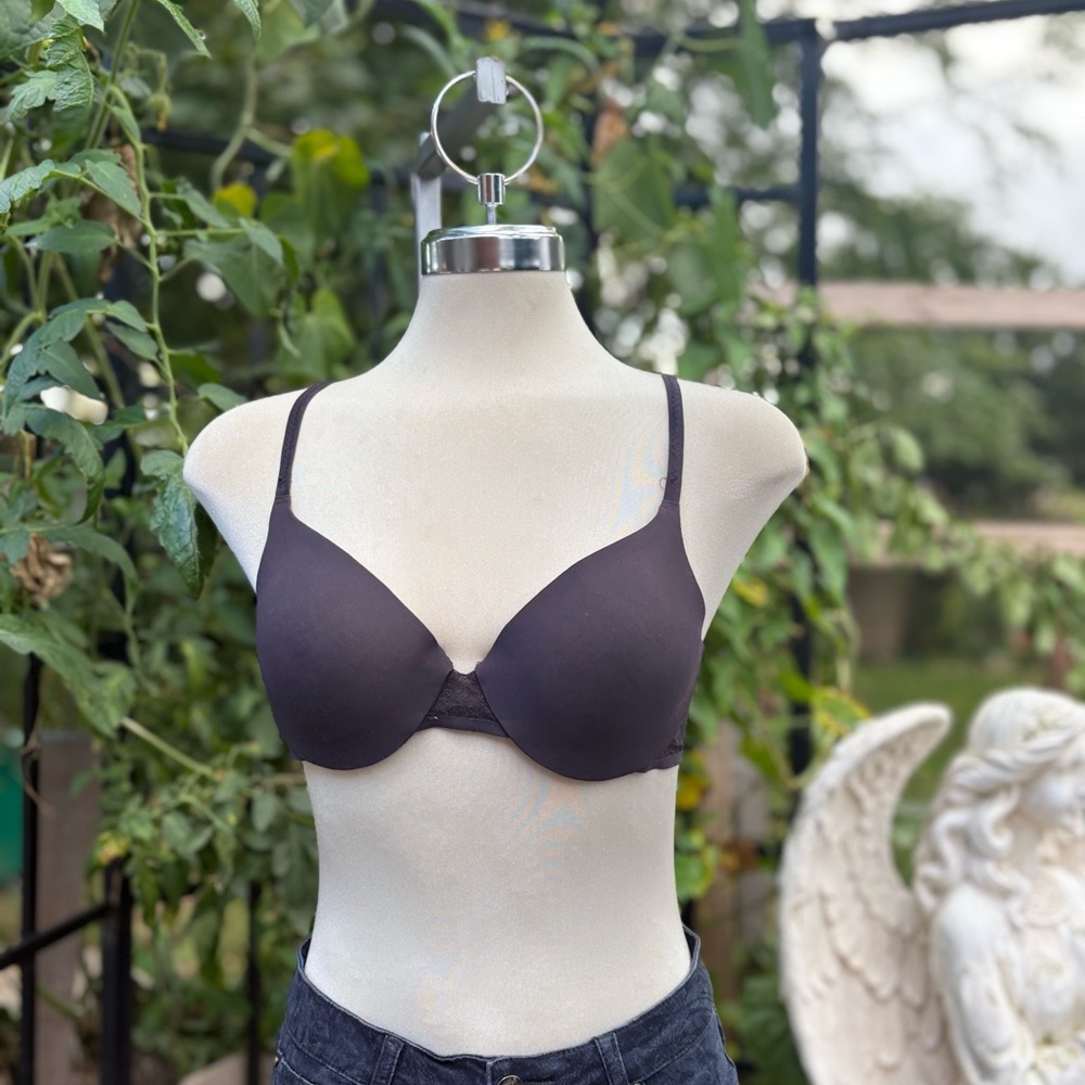 Lily of France Black Lace Lingerie Size 36B